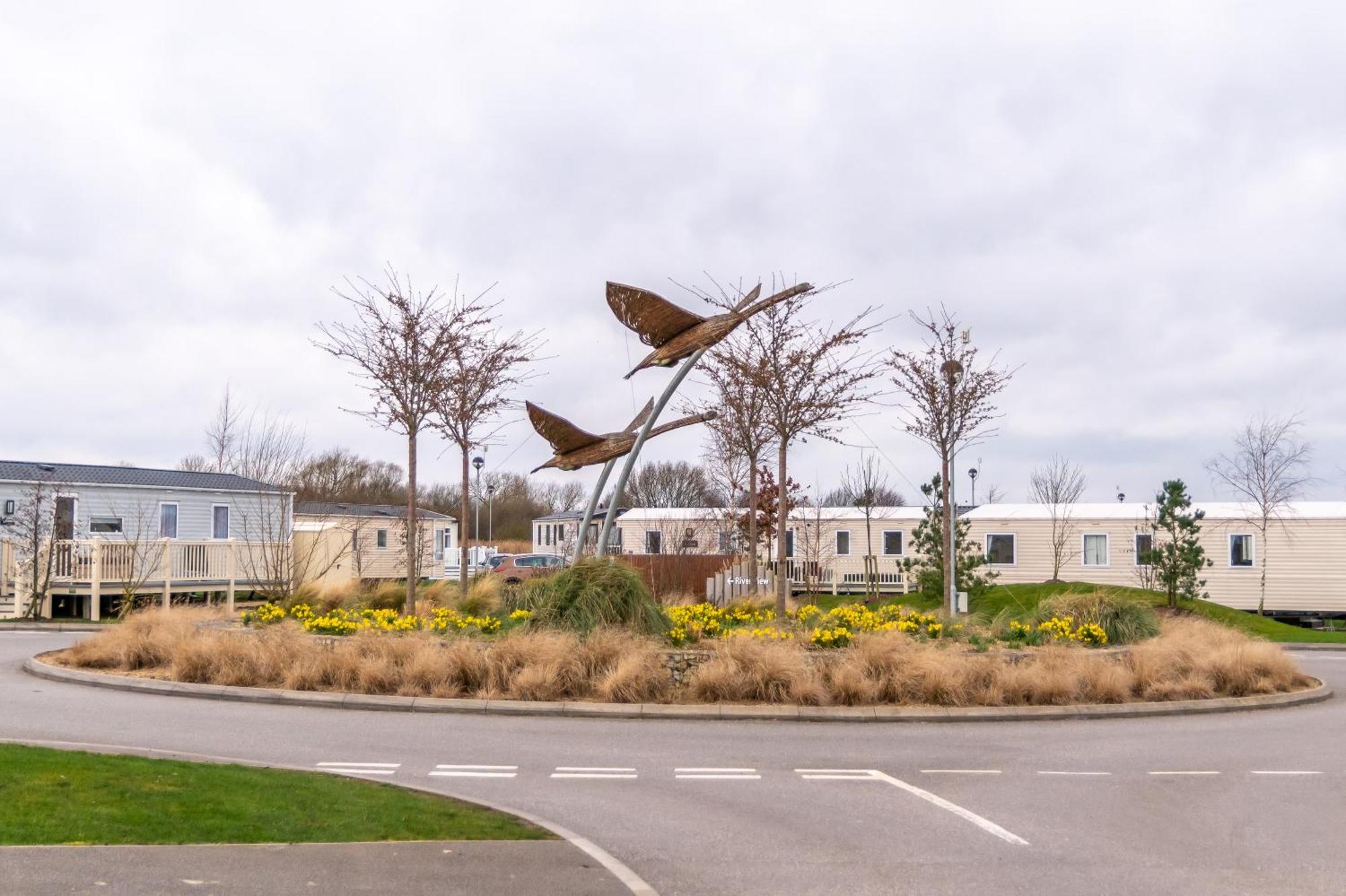 64 Lancaster The Lazy Willow 3 Bedroom Hot Tub Caravan Tattershall Lakes Extérieur photo